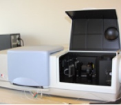 UV-Vis-NIR Lamda 1050 Perkin Elmer