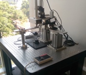 Equipo completo de electrofisiología de neuronas y rebanadas de cerebro con capacidad de fijar la corriente eléctrica en parches de neuronas