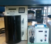 Estirador de pipetas y el equipo de microforja asociado